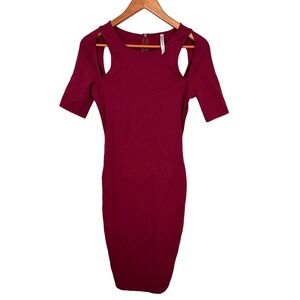 Fabletics Red Heavy Knit Dress Shoulder Cut-Outs Back Zip Women's‎ Size Small